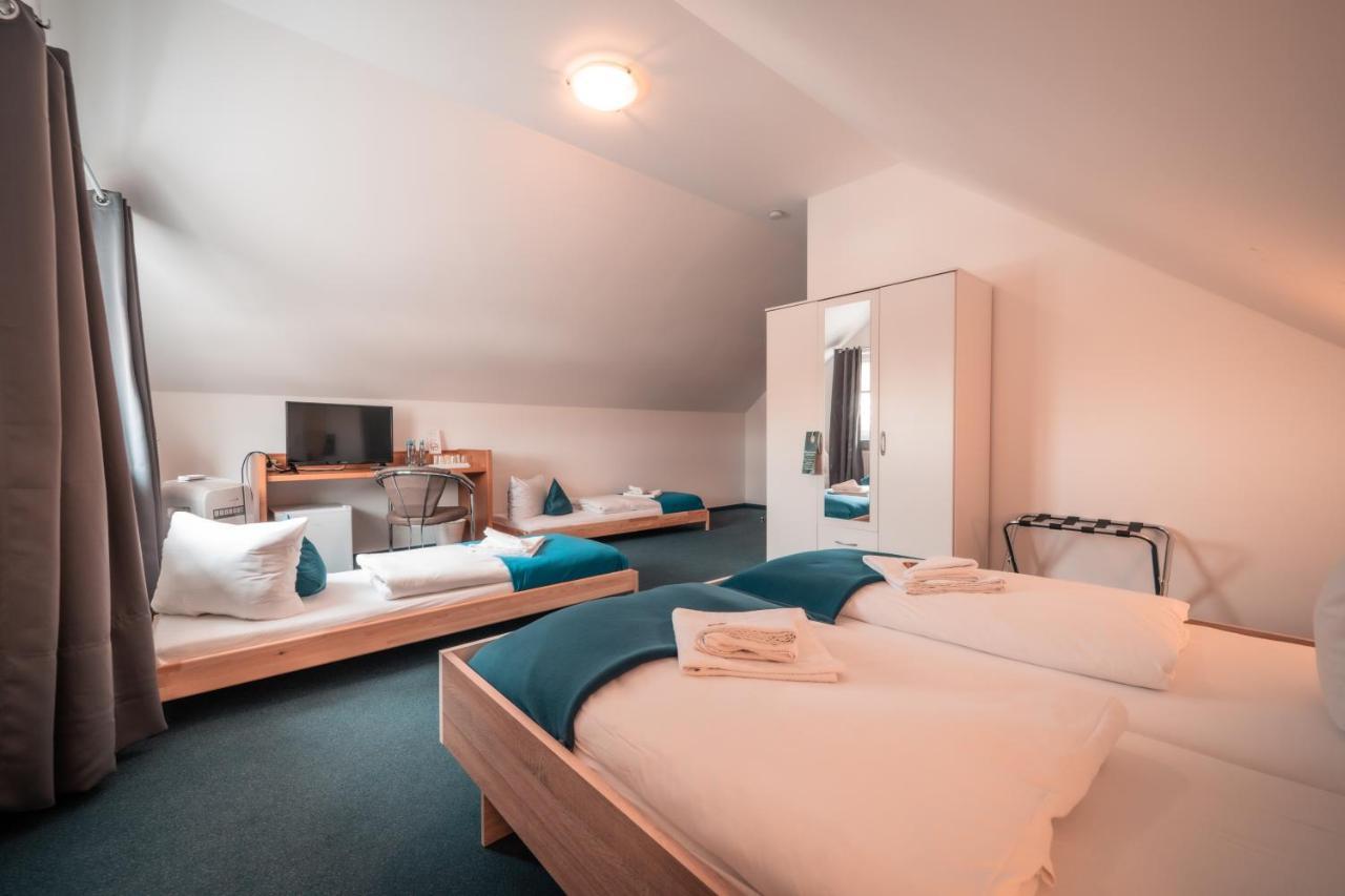 Airport Lounge Hotel Duesseldorf Esterno foto
